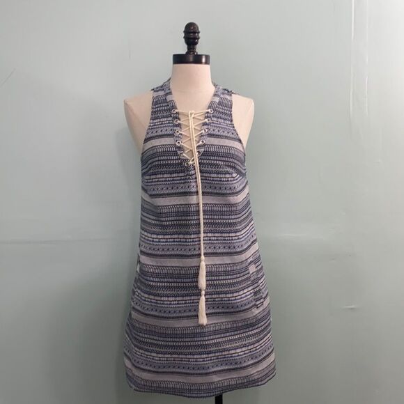 Jack BB Dakota Tweed Tie Up Front Shift Dress - Picture 3 of 8